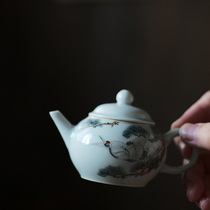 Taicu Lianhuatang hand-made pottery mud teapot hand-painted pine crane teapot small bubble pot
