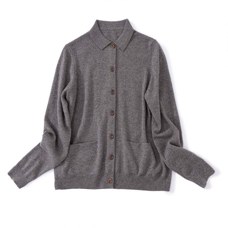 Twelve Months Small Polo Collar Cashmere Knit Cardigan with Button Closure and Double Pockets Twelve Months Small Polo Collar Cashmere Knit Cardigan with Button Closure and Double Pockets