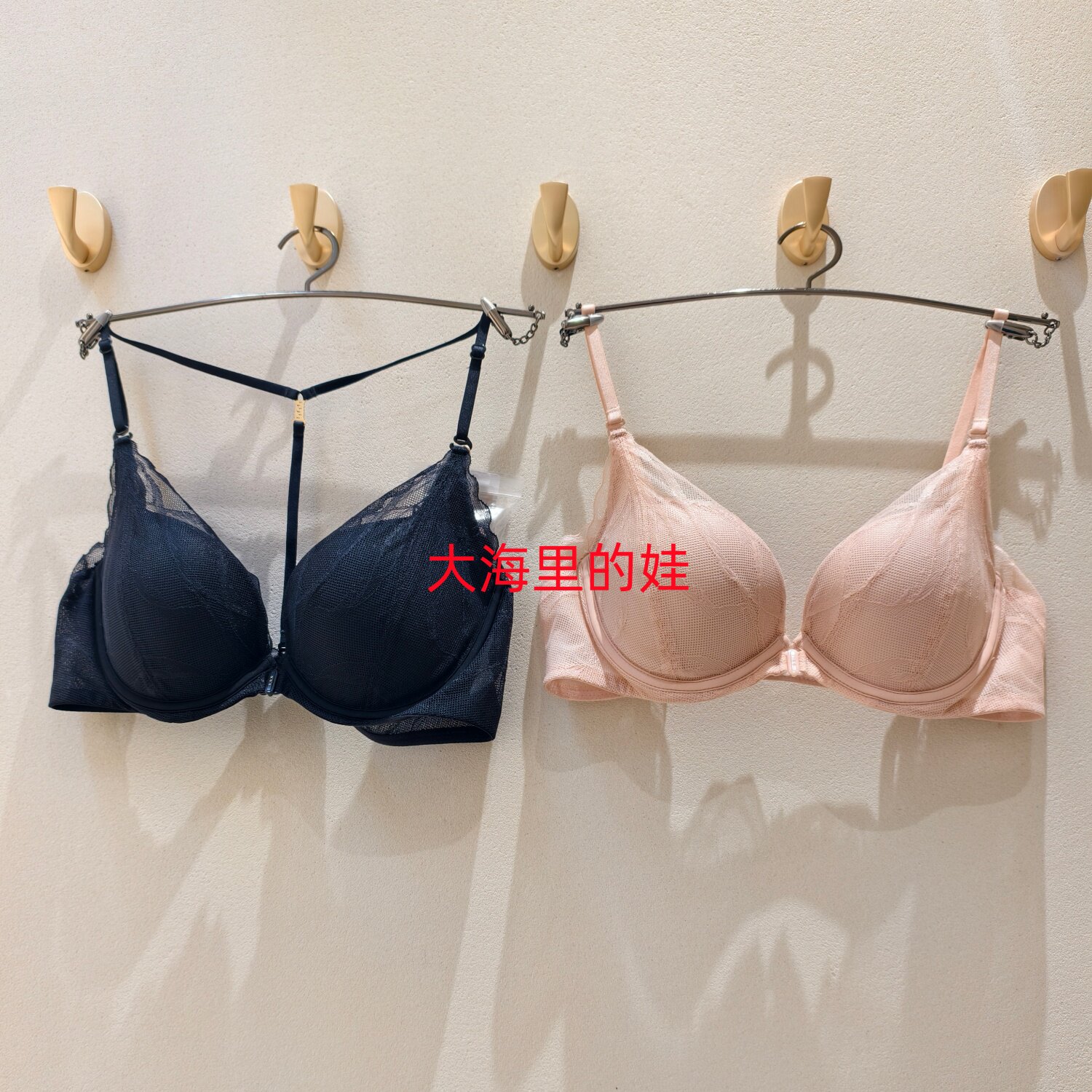 26 春夏 イヴ 10811207 レディース下着 前開き 美しい背中 ソフトワイヤー入りパッド入りカップブラ