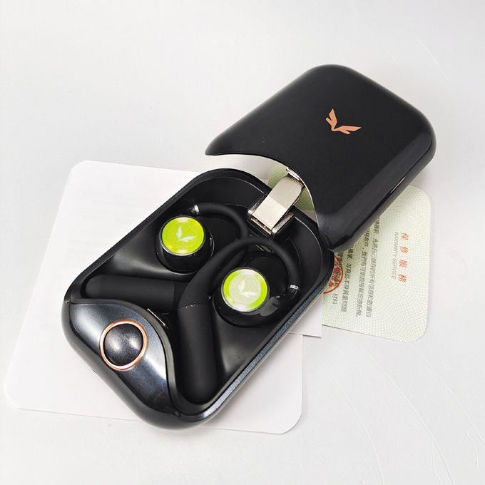 Sports True Wireless Bluetooth Earphones, Total Battery Life of 50 Hours, Pop-Up Cover, Waterproof Function, Night Running Light