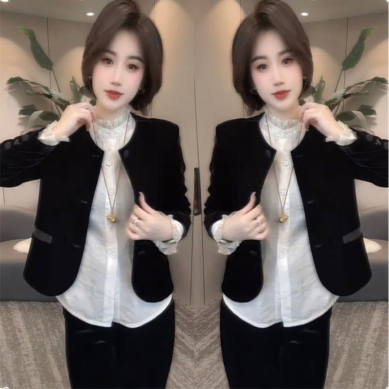 2025 Autumn Internet Celebrity New Velvet Two-Piece Set for Women: Light Luxury Retro Black Round Neck Slimming Jacket + Wide-Leg Pants 2025 Autumn Internet Celebrity New Velvet Two-Piece Set for Women: Light Luxury Retro Black Round Neck Slimming Jacket + Wide-Leg Pants