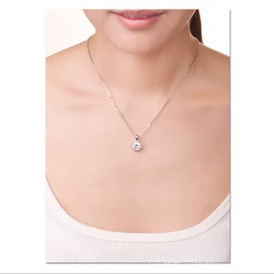 Бесплатная доставка цвета ожерелье Платиновая корейская версия серебряных ювелирных ювелирных украшений, восемь сердец, восемь бархатных подвесок