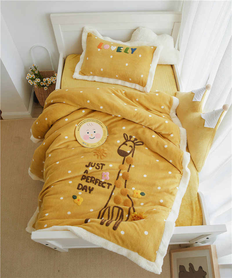 Winter Thickened Plush Baby Bed Three Sets Children's Milk Suede Blanket Kindergarten Quilt Cover Bed Linen