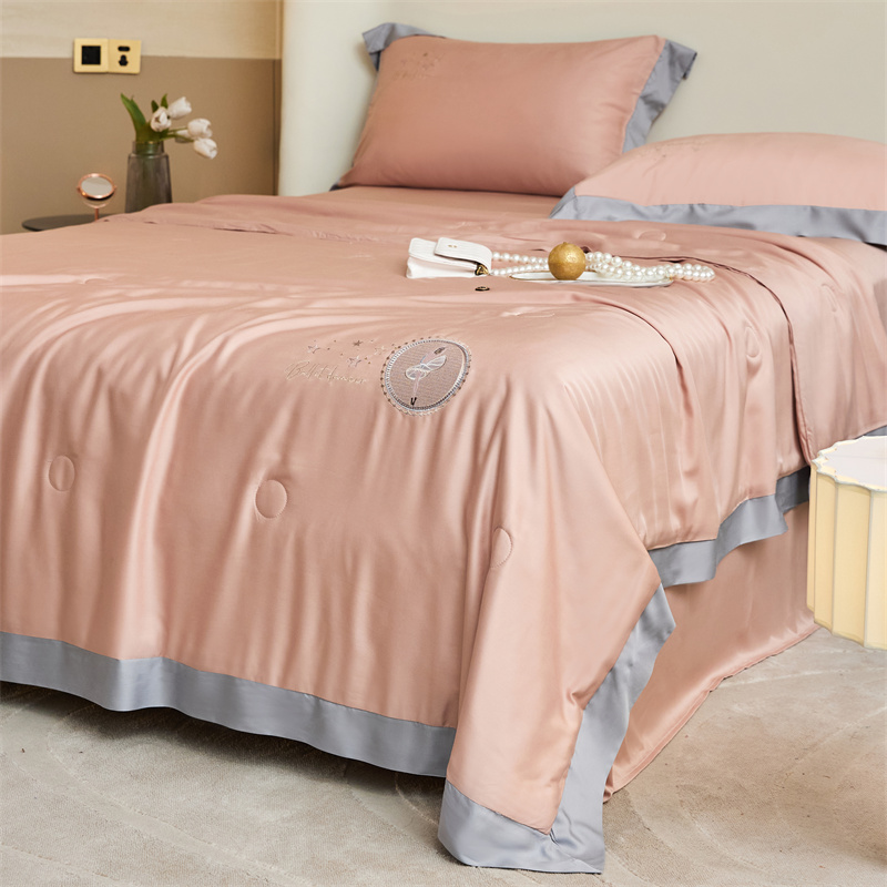 Crystal Home Textile Official Site Model Tiansi A Class A Summer Cool is four pieces of air conditioning quilt