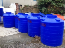 Plastic water tower 1 ton Plastic outdoor water storage tank resistant to acid and alkali 1 cubic pe water tank Pushing container manufacturer