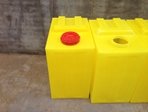 Ningbo factory direct square plastic mixing barrel 200Lpe dosing tank level gauge dosing box salt bucket water tank