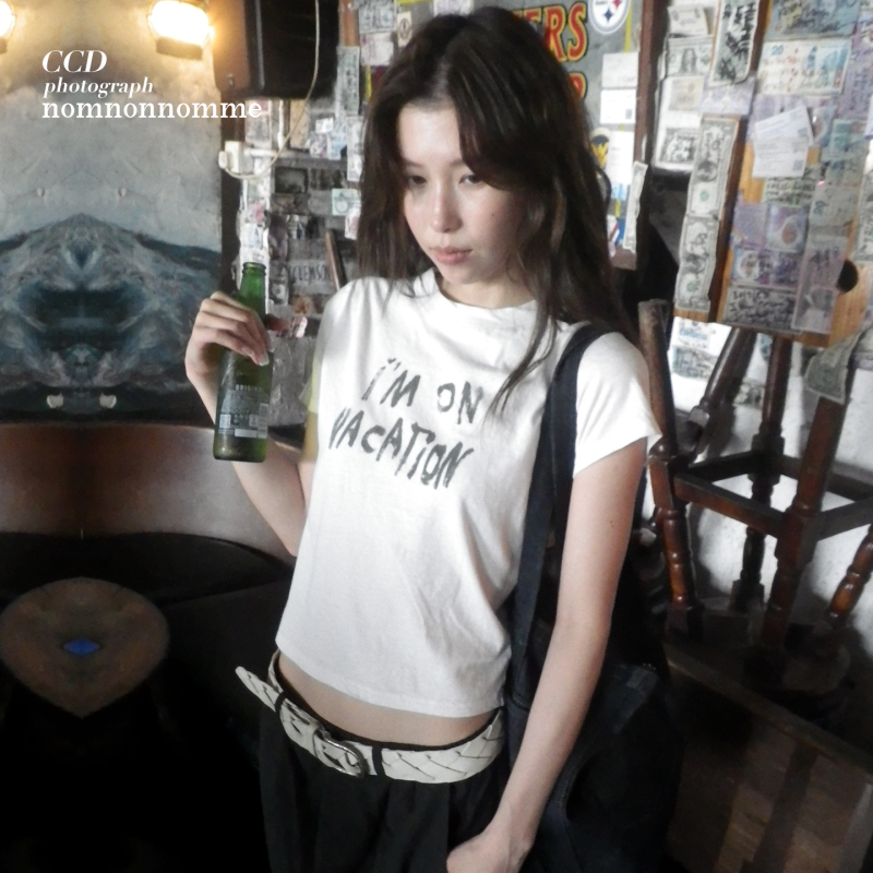 Nomnonnomme I'M on Vacation Original Handwritten Slogan Letter Print T-Shirt Summer Multi-Color