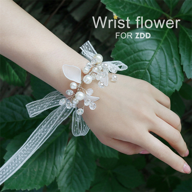 ins hand flower fresh white crystal branch beautiful yarn with wrist flower Bride bridesmaid sister group dance bracelet