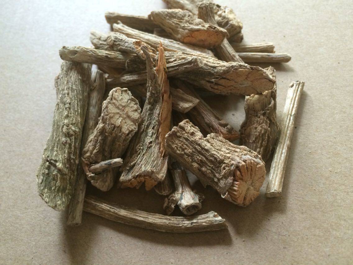 1 piece of yuan green herbal medicine, soil wood incense, green wood incense, 500g