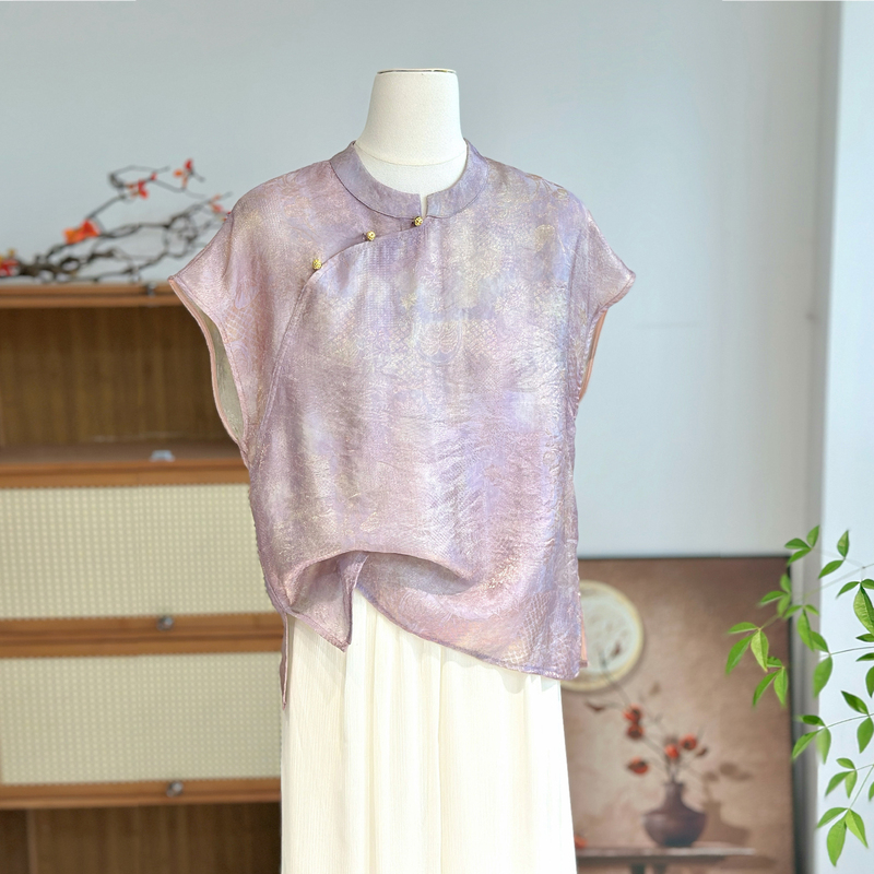 New Chinese-Style Purple Gradient Short-Sleeve Shirt for Women, Summer Stand-Up Collar, Traditional Chinese Style, Fragrant Cloud Silk, Age-Reducing, Zen-Inspired Tea Clothing Top New Chinese-Style Purple Gradient Short-Sleeve Shirt for Women, Summer Stand-Up Collar, Traditional Chinese Style, Fragrant Cloud Silk, Age-Reducing, Zen-Inspired Tea Clothing Top
