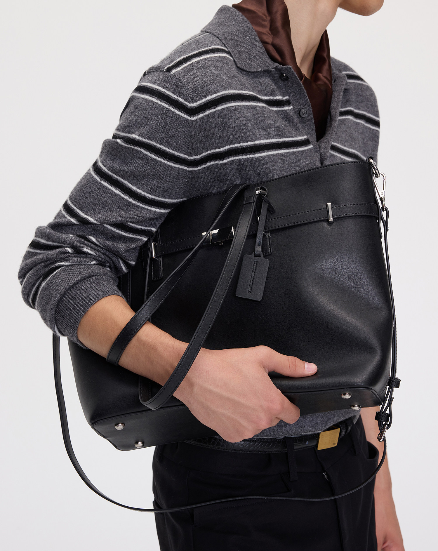 TERRAINCOGNITA Black Microfiber Large-Capacity Tote Bag