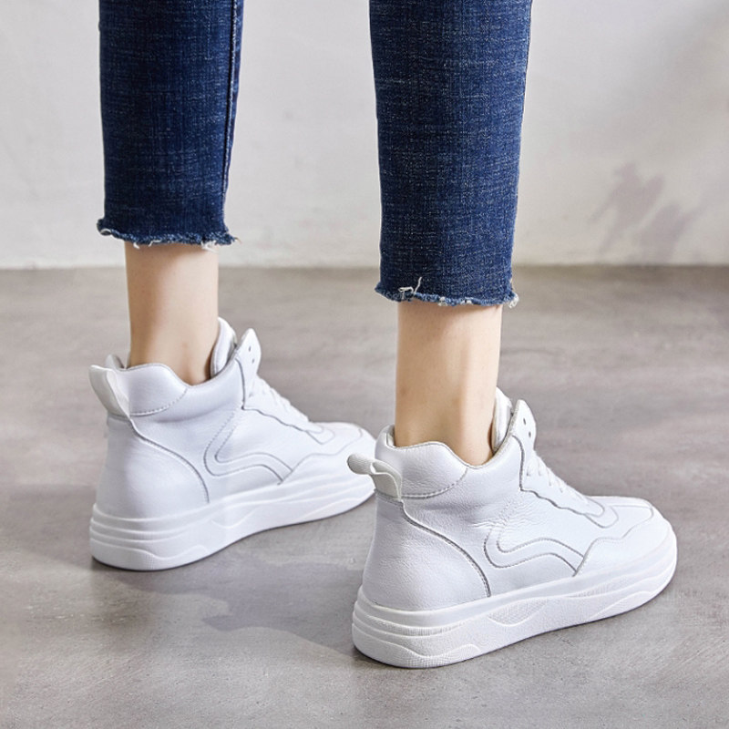 Europe Station 2022 Spring Autumn Season Bursting With Small White Shoes Women High Cylinder Sneakers 100 Hitch Casual Old Daddy Shoes Women Tide Shoes