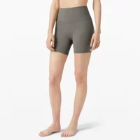 Зеленый серый