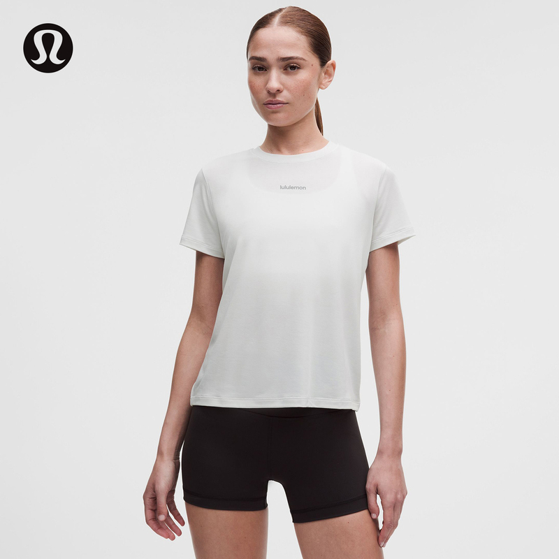 Jersey Women's Training Classic Cut Short Sleeve T-Shirt *Text Logo丨Lululemon丨Lw3Kmgs Jersey Women's Training Classic Cut Short Sleeve T-Shirt *Text Logo丨Lululemon丨Lw3Kmgs
