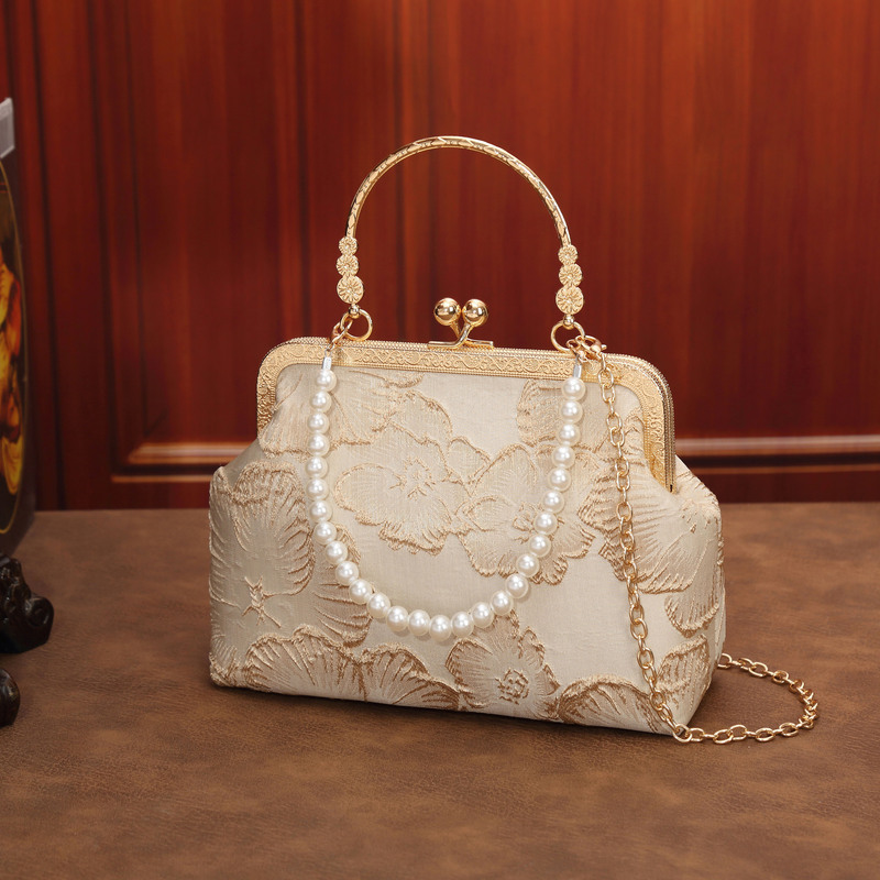 New Chinese-Style Women's Bag 2025 New Trendy Versatile Pearl Chain Crossbody Bag Small Handbag Niche Embroidered Flap Bag New Chinese-Style Women's Bag 2025 New Trendy Versatile Pearl Chain Crossbody Bag Small Handbag Niche Embroidered Flap Bag