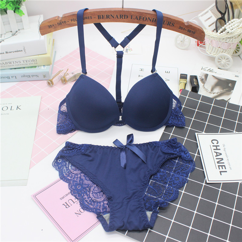 Khóa trước làm đẹp lưng áo ngực đặt khuôn dày cúp ngực nhỏ sâu v tập hợp trên đồ lót ren nữ y mịn màng gợi cảm đồ lót ren quyến rũ