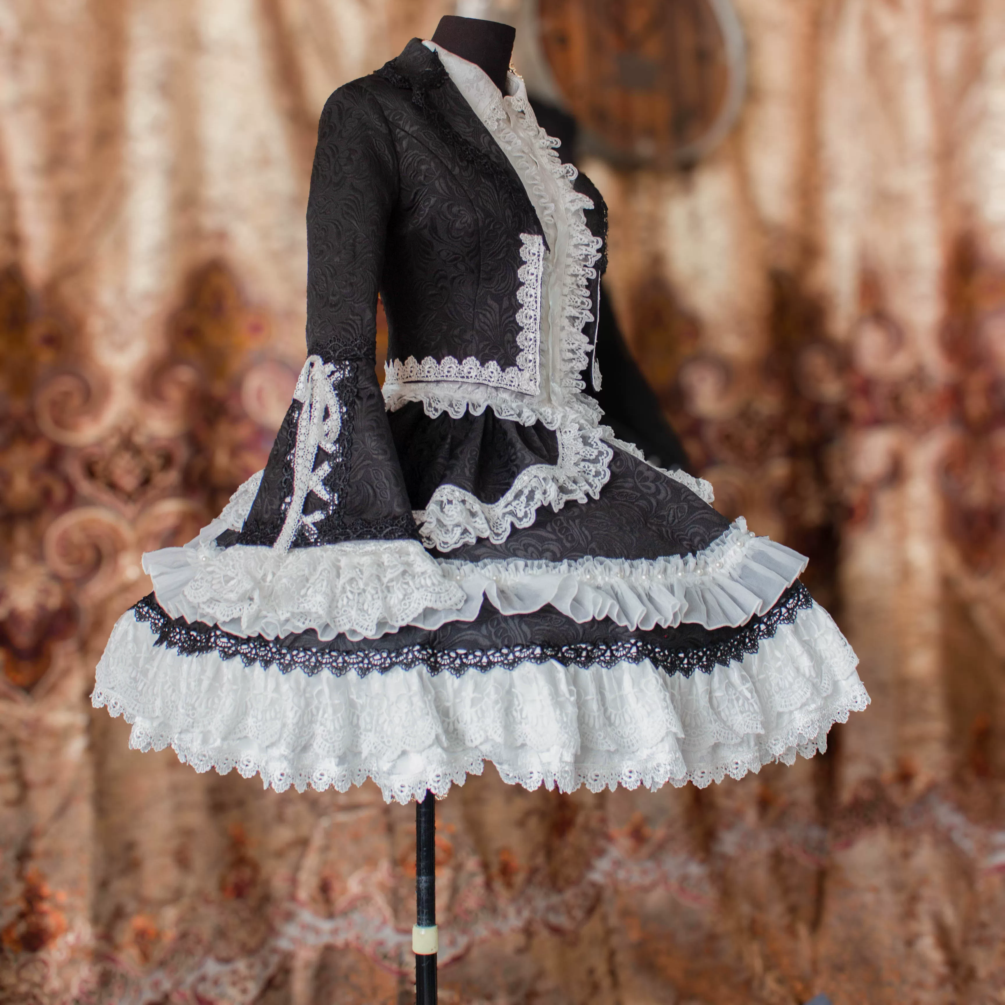 Секимото Дангионрапа в образе Celestia Goth, аниме косплей костюм