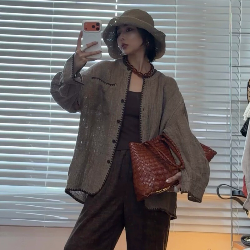 【Benmingma】Plus Size Vintage-Style Loose Linen Jacket with Three-Dimensional Embroidery and Textured Feel 260556