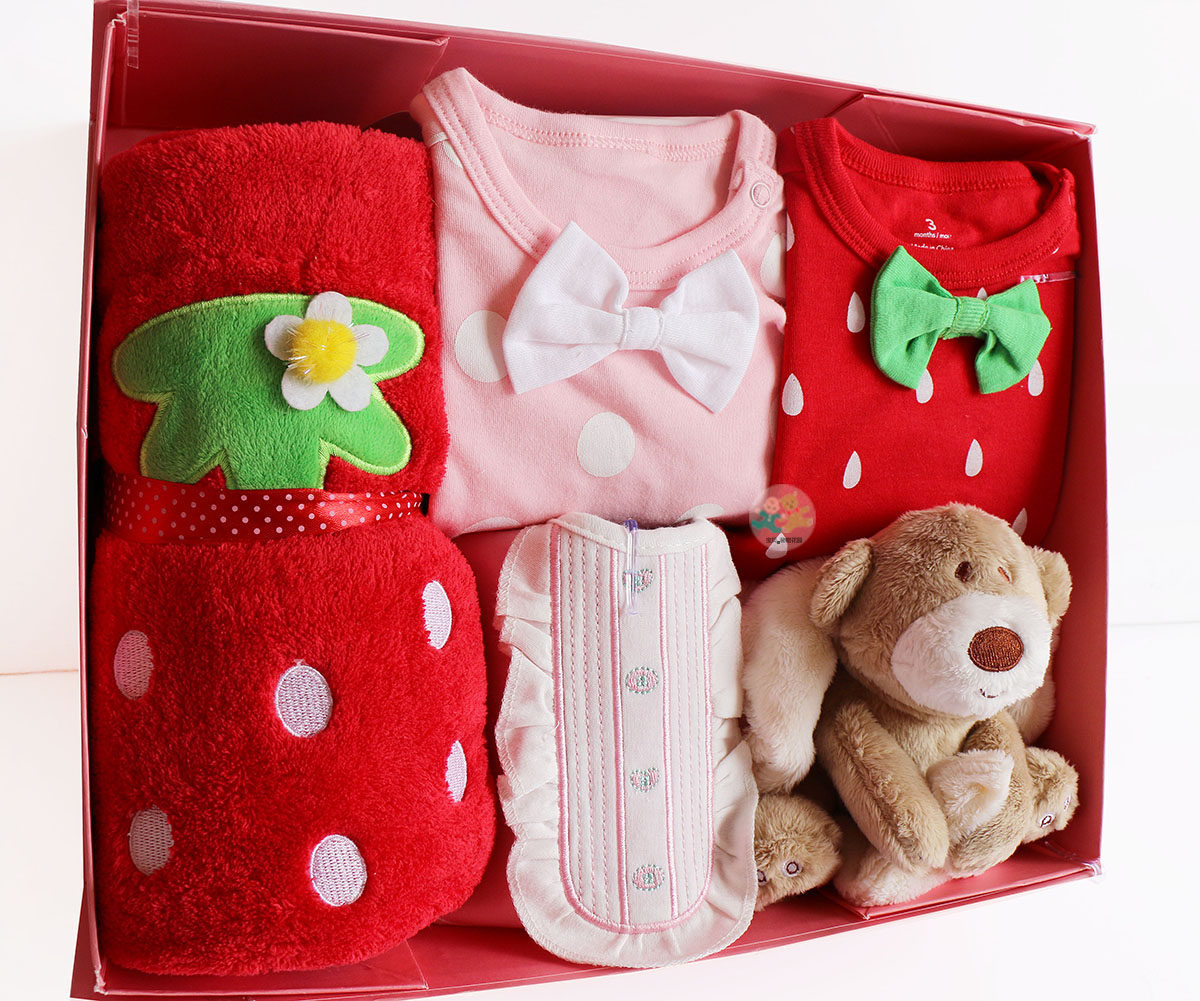 Coffret cadeau pour nouveau-né - Vêtements + Fournitures - Ref 1952626 Image 7