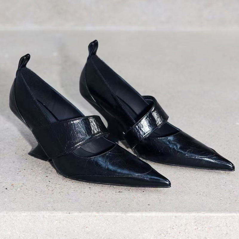 2025 New Pointed-Toe Elegant High-Heeled Shoes That Are Comfortable on the Feet, Wedge Heels, Shallow Single-Strap High-Heeled Mary Jane Shoes