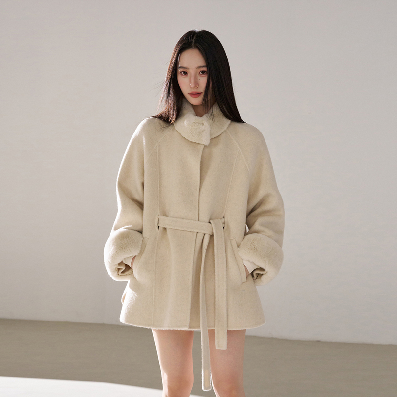 Chen Youyi Snowfall over the Bridge Elegant Double-Sided Wool Coat with Rex Rabbit Fur Collar for Women Short Style 2026 New Chen Youyi Snowfall over the Bridge Elegant Double-Sided Wool Coat with Rex Rabbit Fur Collar for Women Short Style 2026 New