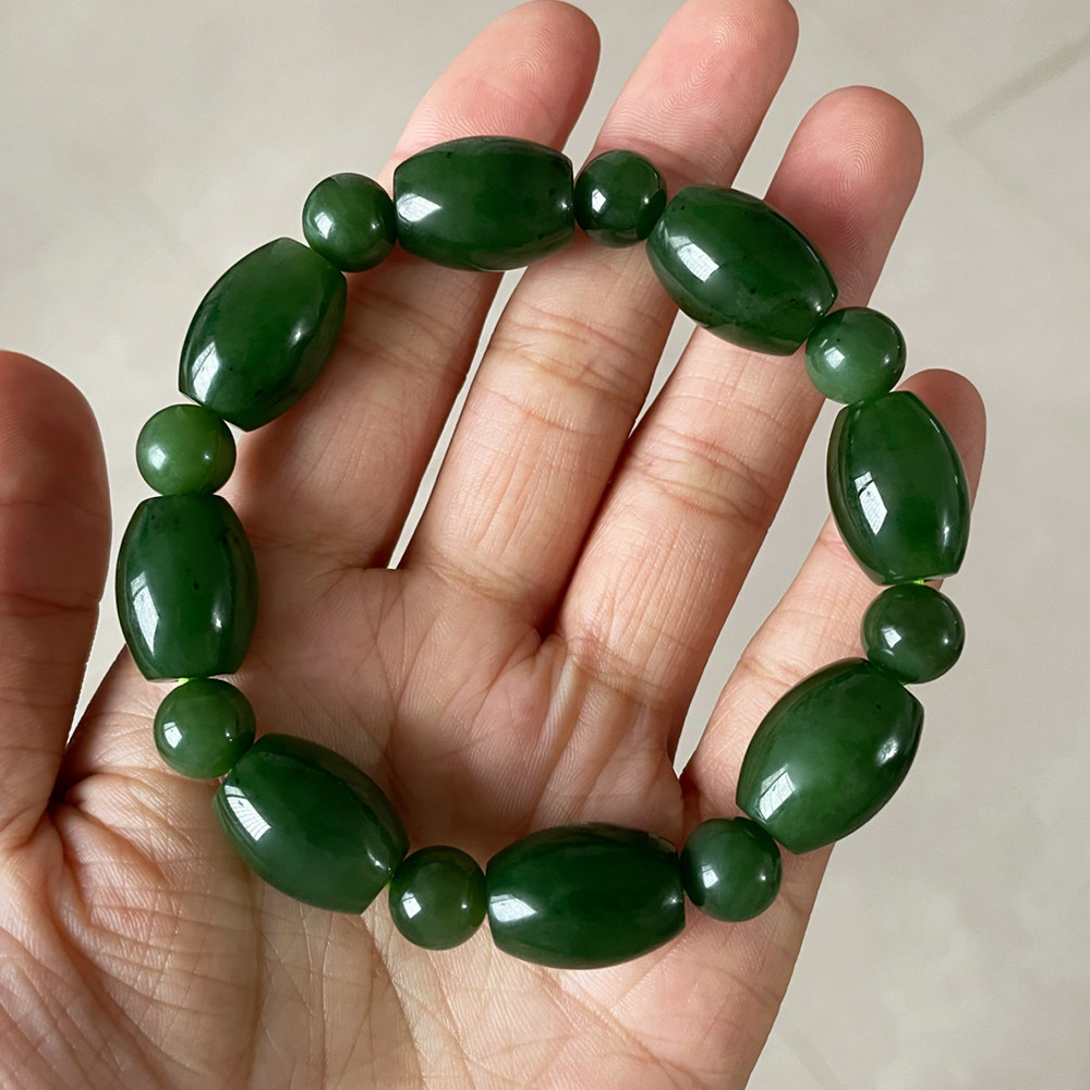 Jade Xinjiang and Tian Yuspinach Green Bite jade Pearl Rice Pearl Hand-made Jade Barrel Beads Handstrings for men and women
