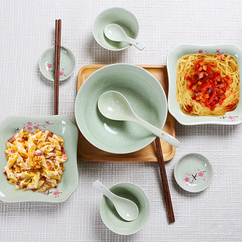 Square eat bread and butter plate combination of jingdezhen ceramic dishes suit Japanese ipads China noodles in soup bowl 2 4 dishes