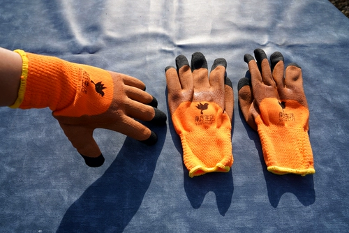 Бесплатная доставка 10 двойной и зимней и четырехлетней защиты от трех -резиновые перчатки Внутренние круги для волос, чтобы сохранить теплые и утолщенные волосы.