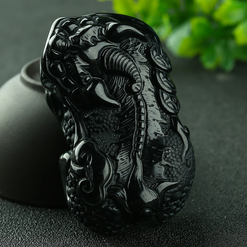 Finely Carved Emerald leopard pendant Burmese jade Jade Hospitality Transfer Ink Cuisu Leather Pendant Male's Yupei