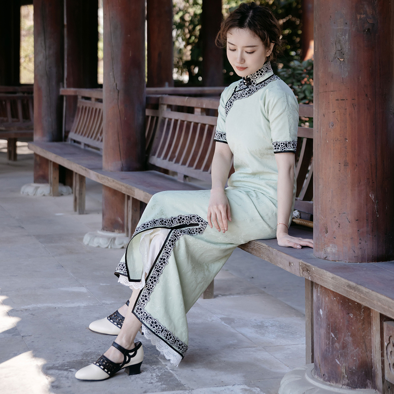Reproduction Limited Time Offer One-Piece Jacquard Twill Lace 30S Republic of China Vintage Long Cheongsam a Green Reproduction Limited Time Offer One-Piece Jacquard Twill Lace 30S Republic of China Vintage Long Cheongsam a Green