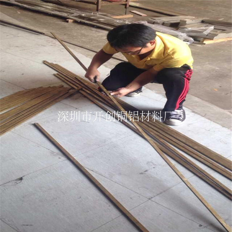 Furniture manufactures small brass square pipe 8 * 8 10 * 10 12 * 12mm medium frequency electric furnace T2 red copper flat pipe 8 * 16mm