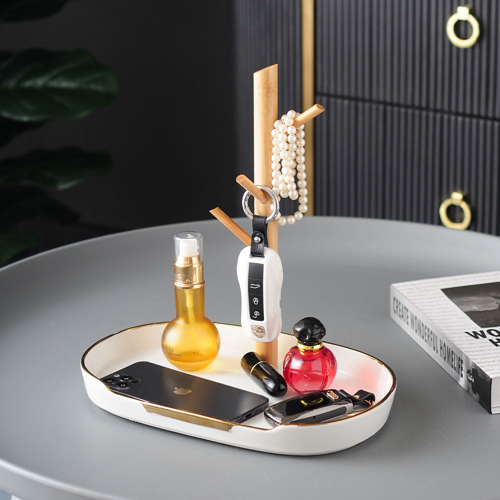 The maskkey contains pallet fittings for simple modern living room decorating light luxury entry creative accessories desktop gifts