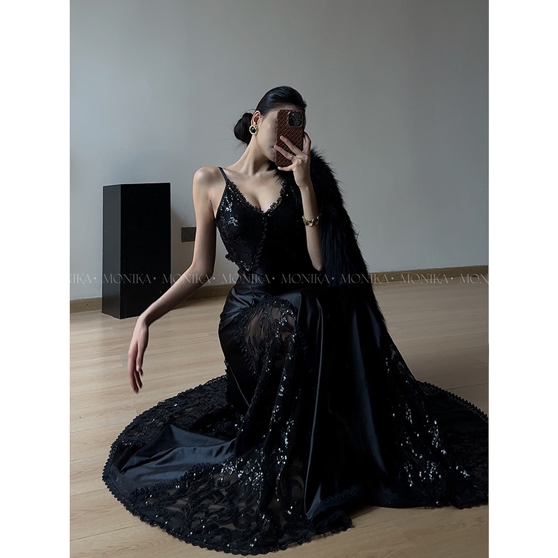 Light Luxury Lace Dress with Straps, V-Neck, Sequin Color-Blocking Long Dress, High-End Evening Fashion 25161