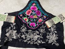 Ethnic minority handmade embroidery Miao-hand old embroidered piece of old embroidered belly