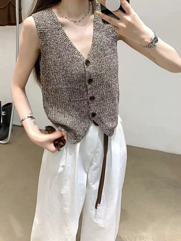 Retro Style Woven V-Neck Vest for Women 2025 New Summer Style Sleeveless Cardigan Knitted Top