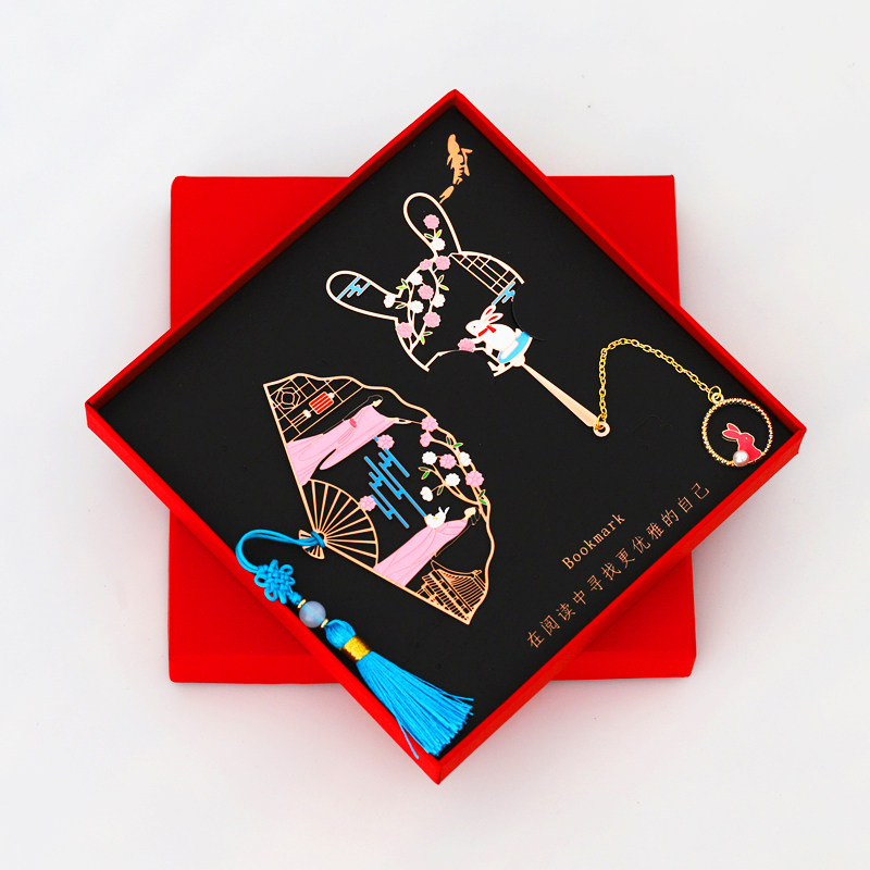 Metal Chinese style folding fan Li Renxing simple gift Hollow Chinese style bookmark Student small fresh literary gift
