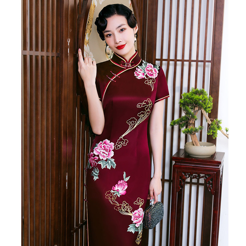 Huachu Classic Embroidered Qipao Noble Purple Long Version Chinese Retro Summer Banquet Sloped Open Slit embroidery