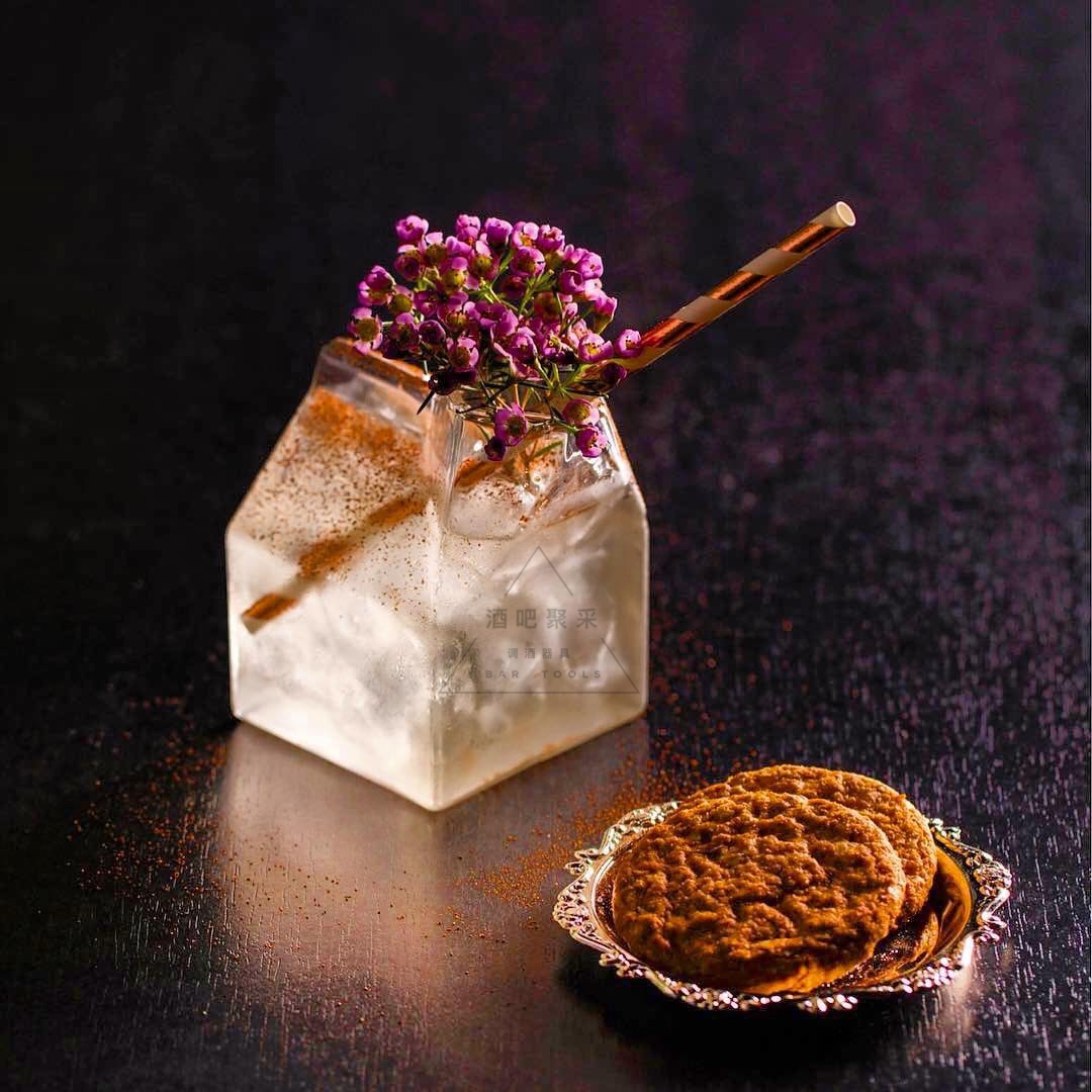 Hot Pin Milk Cocktail Box Glass Milk Box Creative Cocktail Glass Square Cocktail Glass Wine Glass