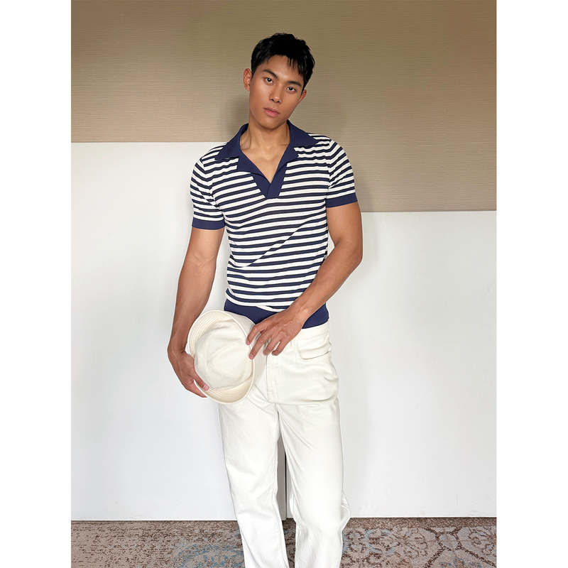 Trendywu Retro Nautical Style Relaxed Seagull Collar Striped Thin Breathable Knit Short Sleeve