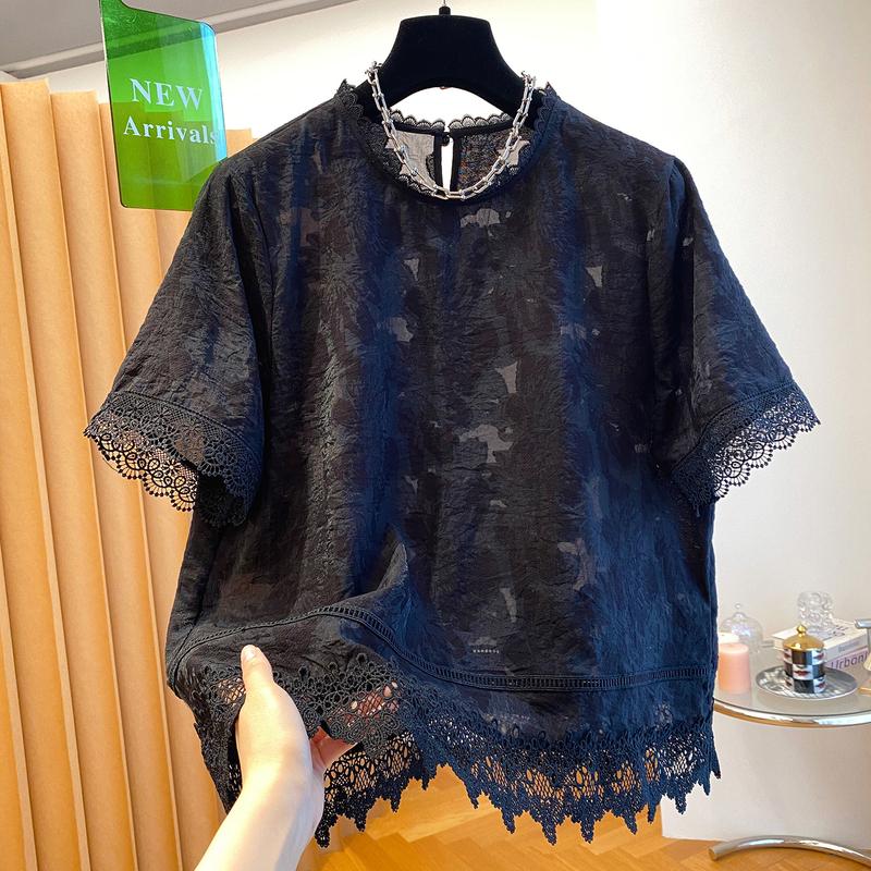 Super Popular Black Chiffon Shirt for Women, Short-Sleeved, 2026 New Style, Loose, Unique, Delicate Lace Splicing Jacquard Top for Summer Super Popular Black Chiffon Shirt for Women, Short-Sleeved, 2026 New Style, Loose, Unique, Delicate Lace Splicing Jacquard Top for Summer