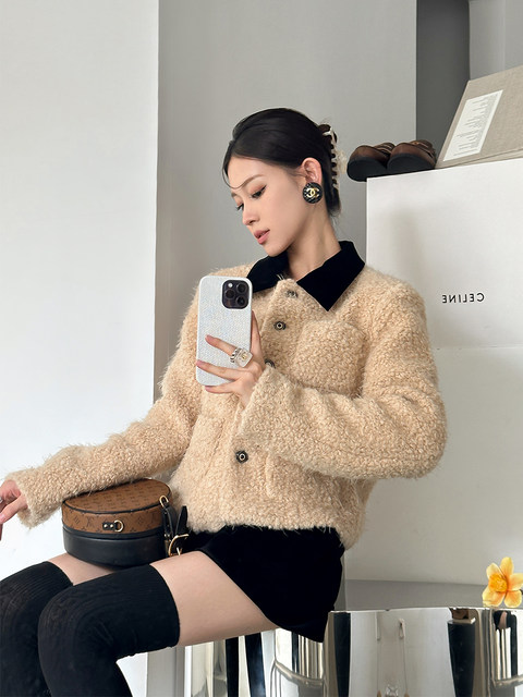 [Little Relative]Fulffy Mei Mei 2025 Autumn/Winter Women's New Miu-Style Brown Lapel Lamb Wool Coat