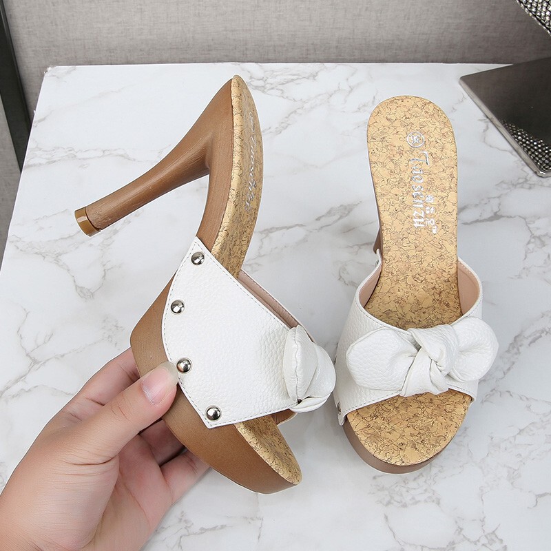 Chunky Heel Sandals 2025 New Women's Summer Korean Style High Heels Thick-Soled Single Strap Versatile Fashionable Outdoor Sandals Chunky Heel Sandals 2025 New Women's Summer Korean Style High Heels Thick-Soled Single Strap Versatile Fashionable Outdoor Sandals