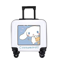 Белая скрытая кошка