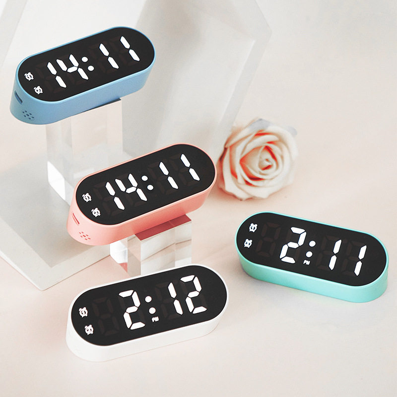 Rechargeable electronic clock children's student alarm clock simple LED clock mute countdown bedside alarm clock 6623