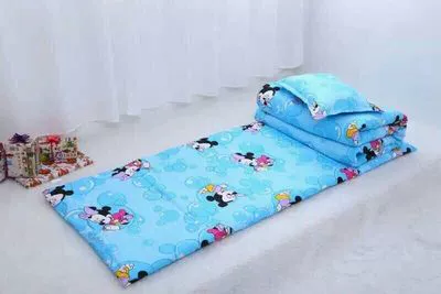 Mẫu giáo quilt ba mảnh cotton siesta bộ đồ giường cotton Bộ đồ giường sáu mảnh với lõi trẻ em mùa đông chăn - Túi ngủ / Mat / Gối / Ded stuff