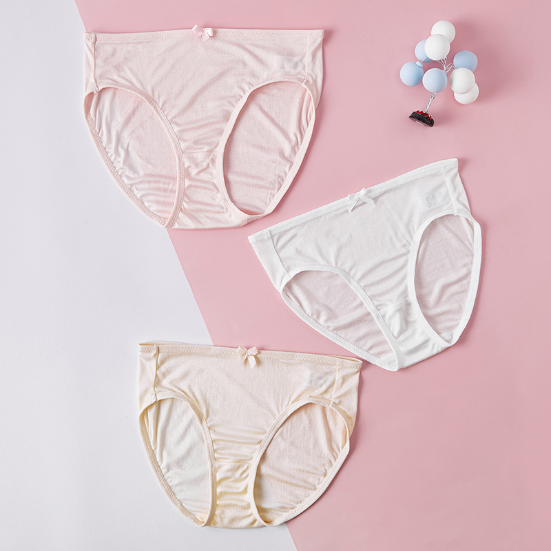 Cnsilk100 % mulberry silk children real silk underpants girl baby triangular pants big boy student antibacterial small inner