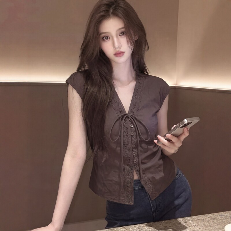 French-Style V-Neck Short-Sleeve Shirt for Women, 2026 New Summer Model, Ladies' Lace-Trimmed, Chic and Fairy-Like Blouse Top