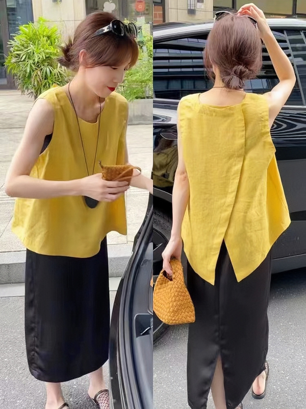 French-Style Sleeveless Vest Shirt for Women, Summer 2024 New Design, Summer Shirt with a Stylish Back Slit, Loose Top