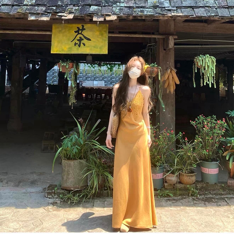 Thailand Chiang Mai Vacation Lace Yellow Spaghetti Strap Dress Women's Summer Island Outfit Loose Design Beach Long Dress Thailand Chiang Mai Vacation Lace Yellow Spaghetti Strap Dress Women's Summer Island Outfit Loose Design Beach Long Dress