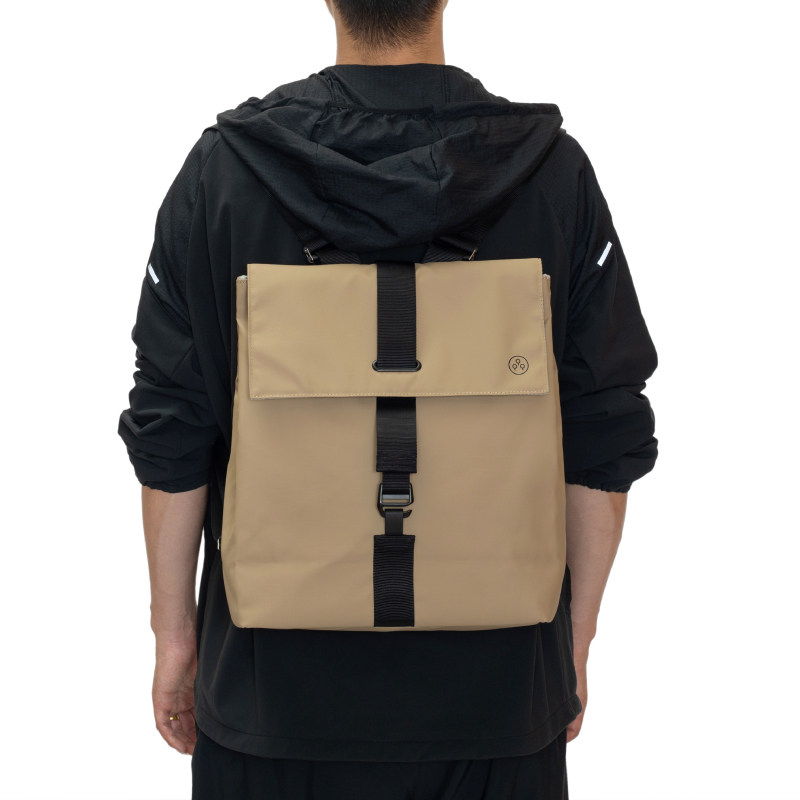 No line Kiwee ​​original generous upgraded version of the cross-dressing commuter bag men and women shoulder travel folding bag messenger bag M size